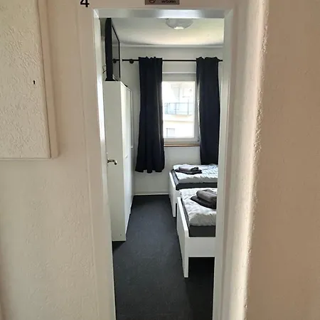 Monteurhaus Business-house Fuer 14 Personen, Kueche, Smart-tv Dom wakacyjny Oedheim