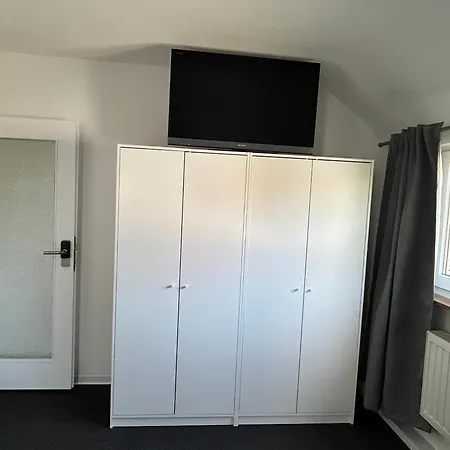 Monteurhaus Business-house Fuer 14 Personen, Kueche, Smart-tv * Oedheim
