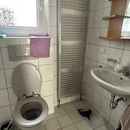 Monteurhaus Business-house Fuer 14 Personen, Kueche, Smart-tv Casa de Férias *