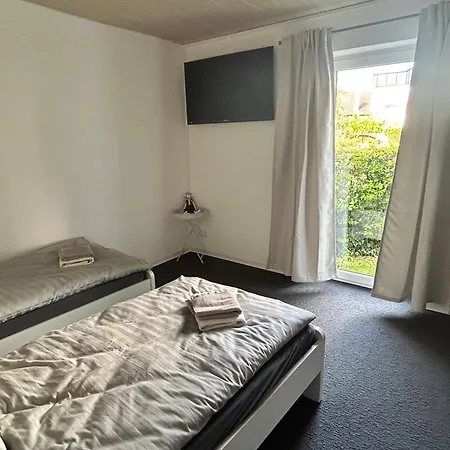 Casa de Férias Monteurhaus Business-house Fuer 14 Personen, Kueche, Smart-tv